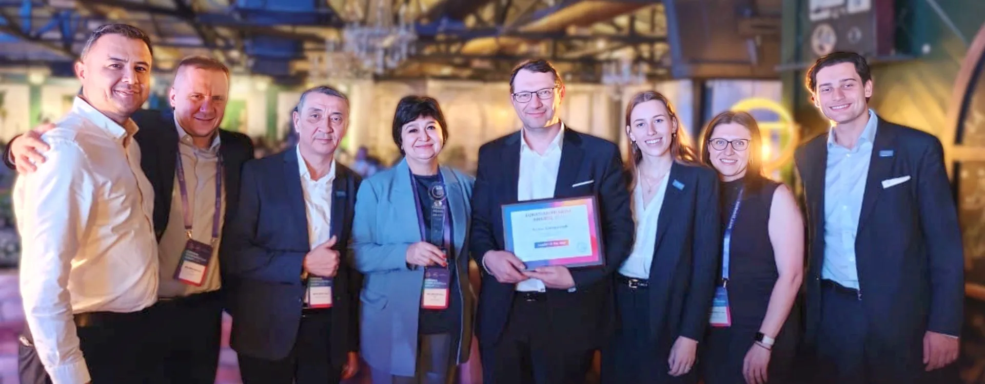 PRO.MED.CS Praha a.s. компаниясы Eurasian Pharmaceutical Summit 2025 аясында өткен Eurasian Pharma Awards 2025 нәтижелері бойынша «Корпоративтік мәдениетті дамыту бойынша жылдың үздік бастамасы» марапатына ие болды.